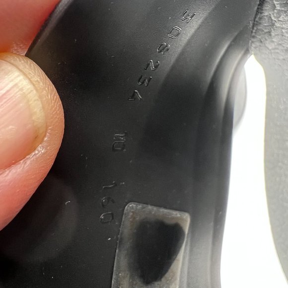 Gucci Classic Rubber Slides Sandal - Picture 5 of 10